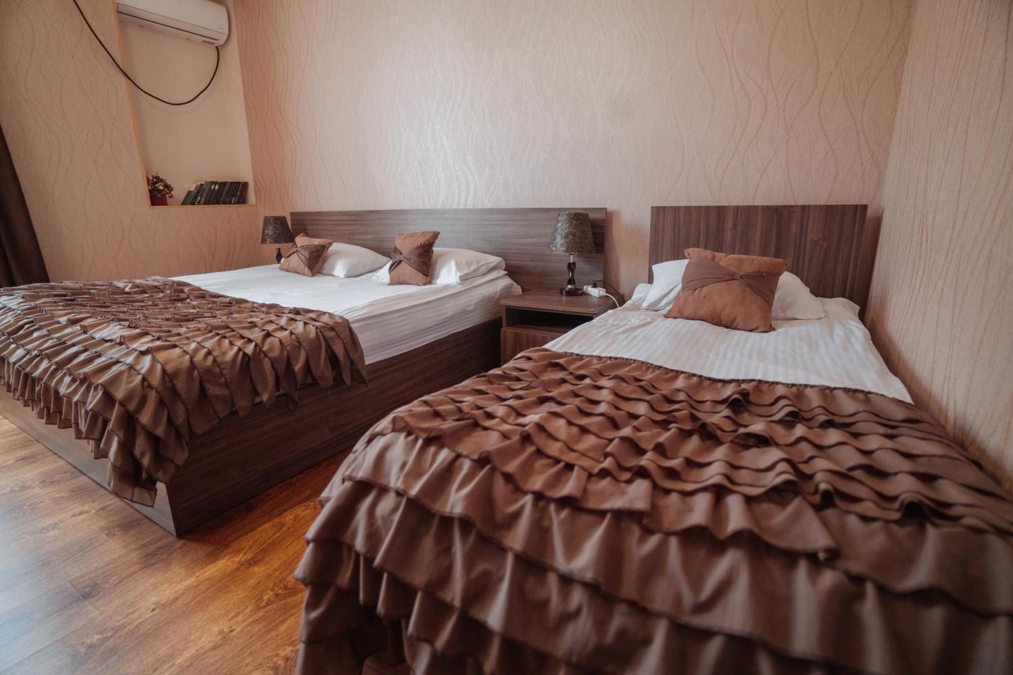 Hotel Metekhara Ambrolauri Zewnętrze zdjęcie